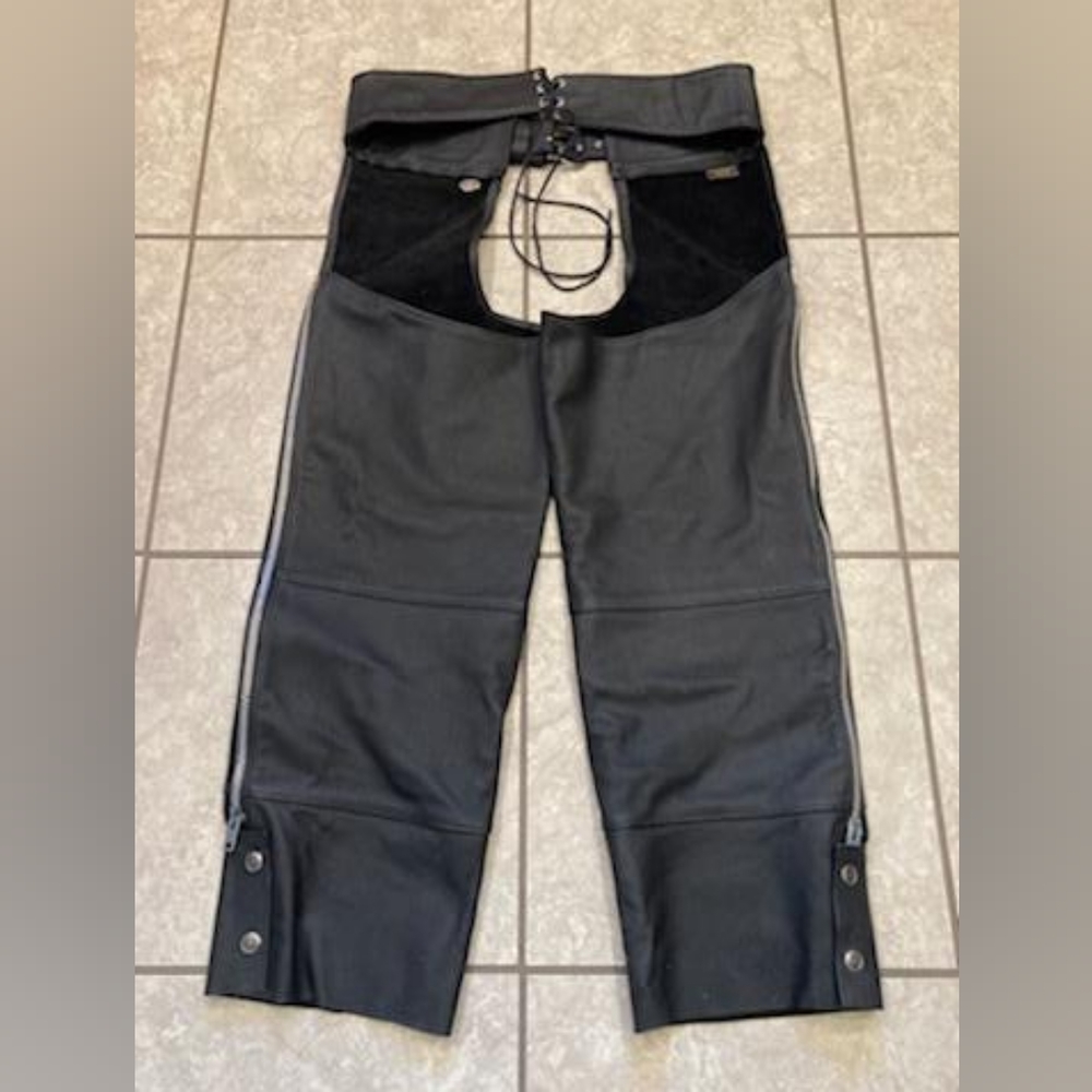 Mens Harley Davidson Chaps, Size XL, Length around 29", Excellent condition